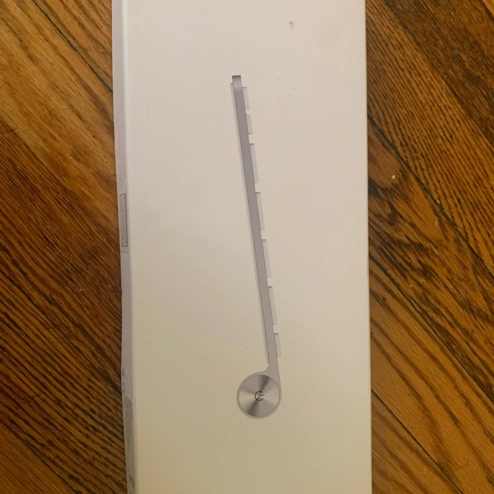 Apple Wireless Keyboard - Picture 4 of 5